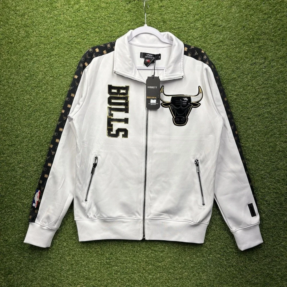 Pro Standard Chicago Bulls Jacket Mens Medium White Zip Up Spellout NWT